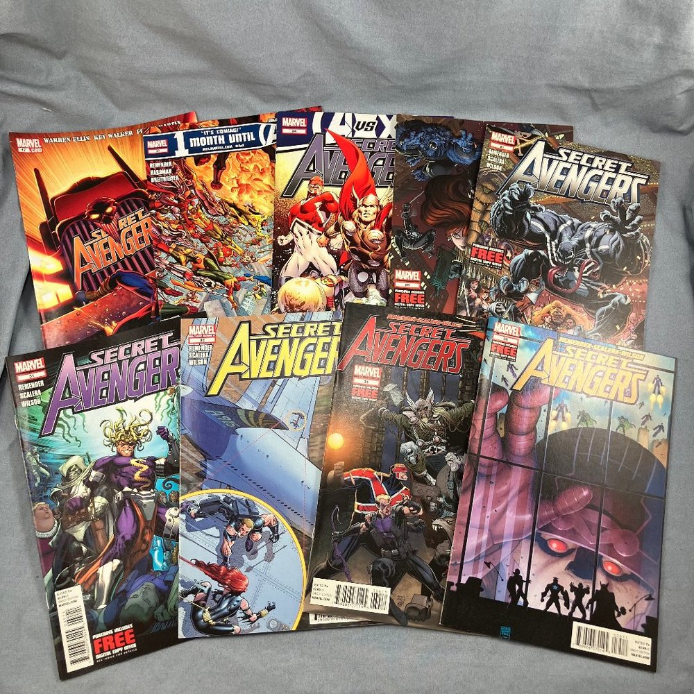 Secret Avengers Marvel Comic Books Lot of 9 Issues 2011-2013 Series #17 24 26+